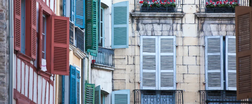 Facades typiques de la France