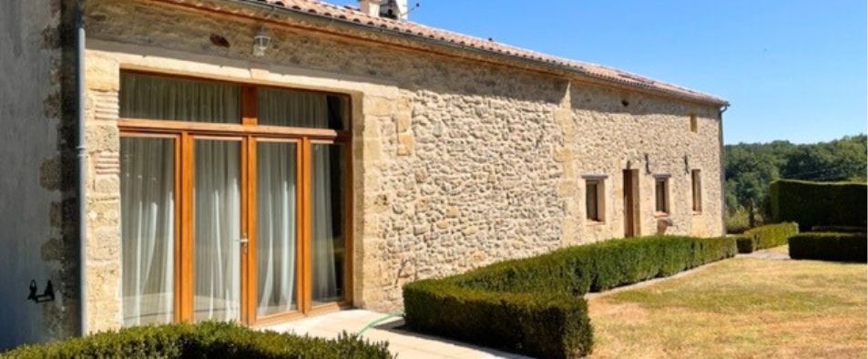 Salpêtre et remontées capillaires un problème courant des maisons anciennes MaisonSûr