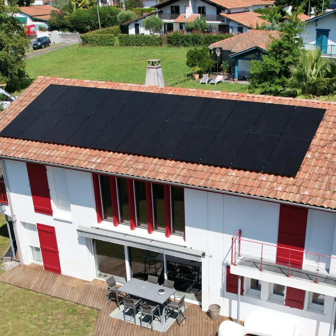 panneaux solaires maisonSur
