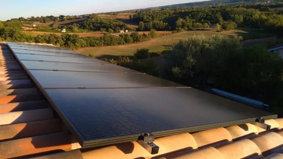 Installation panneaux solaires Dualsun